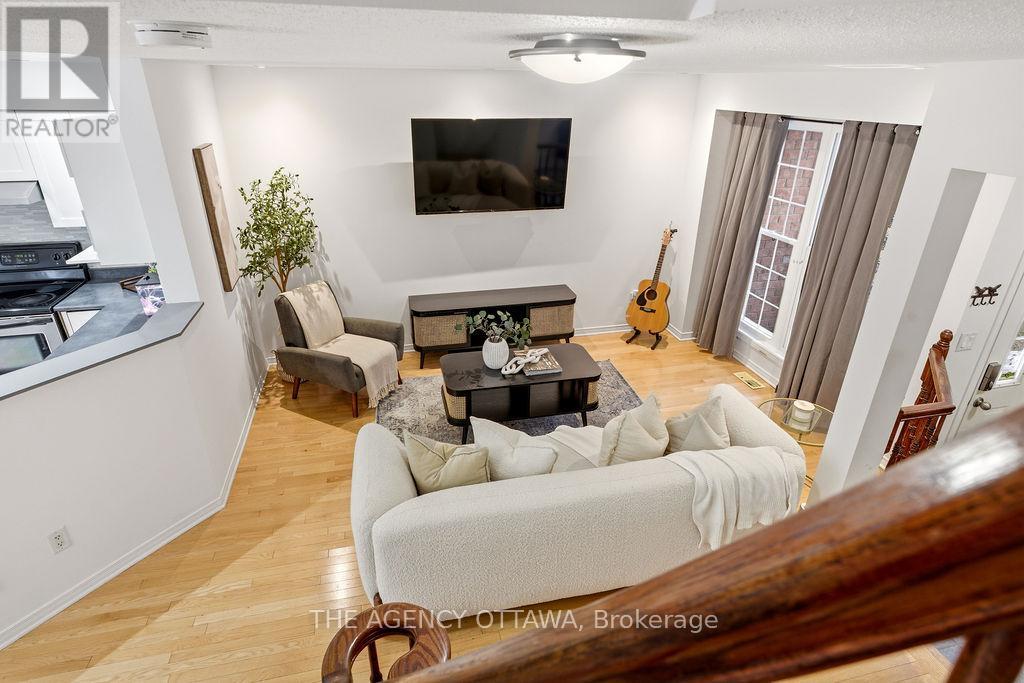 555 Aberfoyle Circle