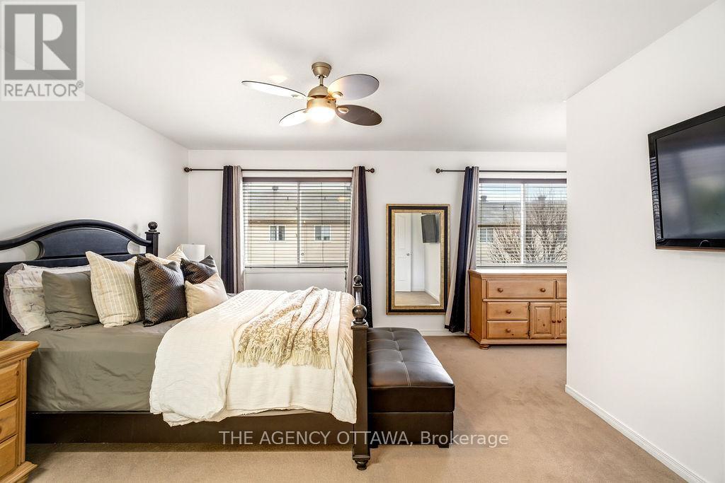 555 Aberfoyle Circle