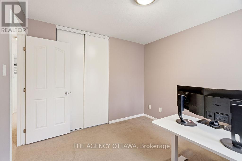 555 Aberfoyle Circle