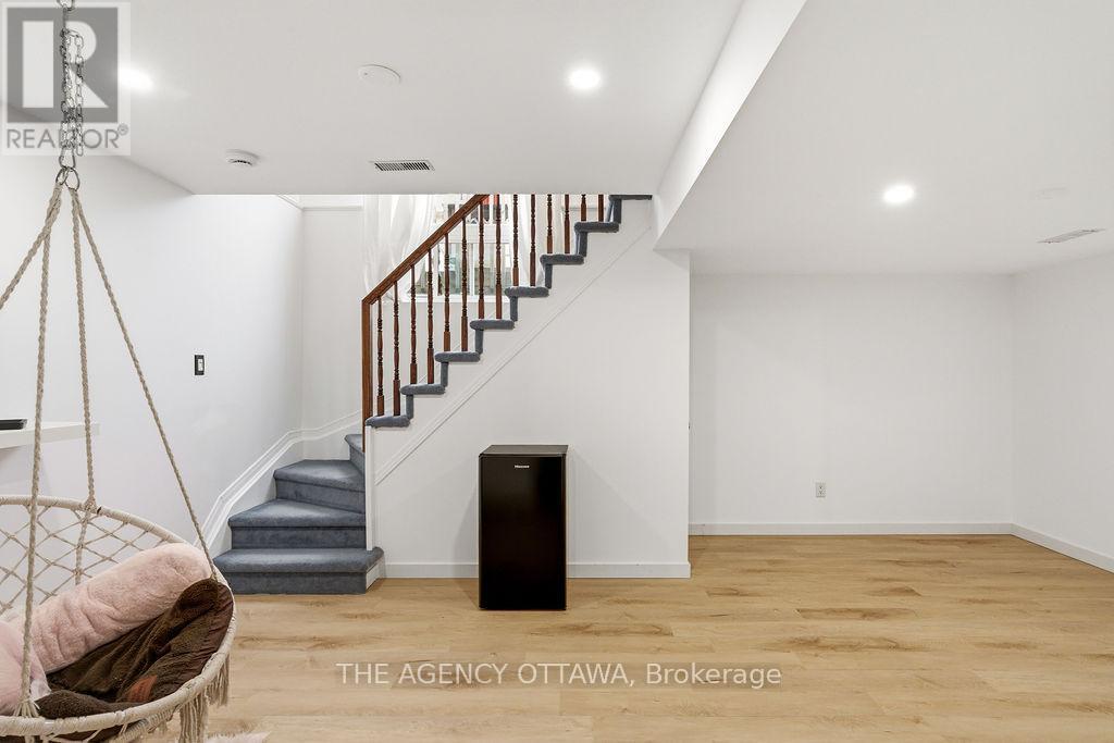 555 Aberfoyle Circle