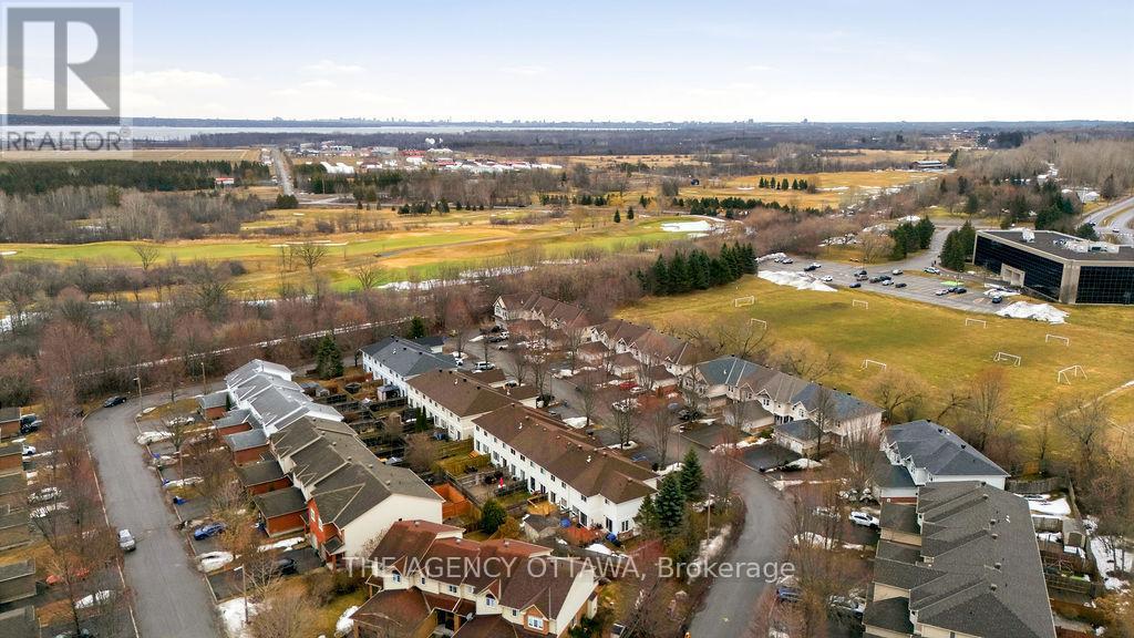 555 Aberfoyle Circle