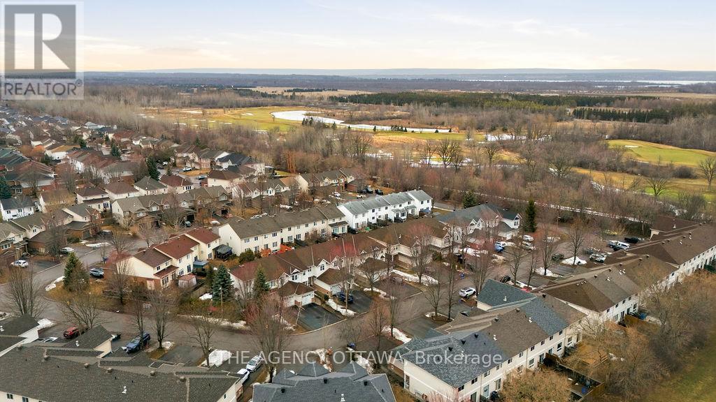 555 Aberfoyle Circle