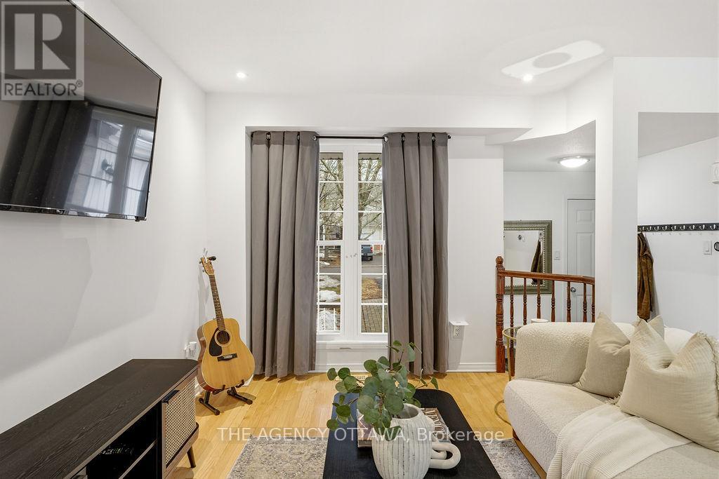 555 Aberfoyle Circle