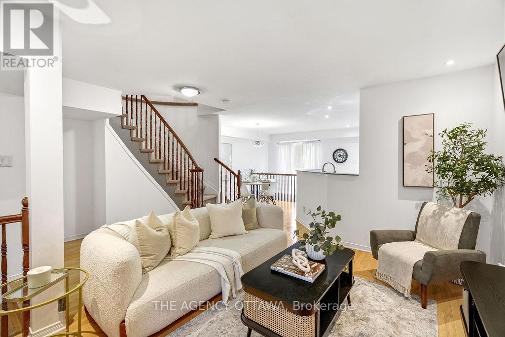 555 Aberfoyle Circle