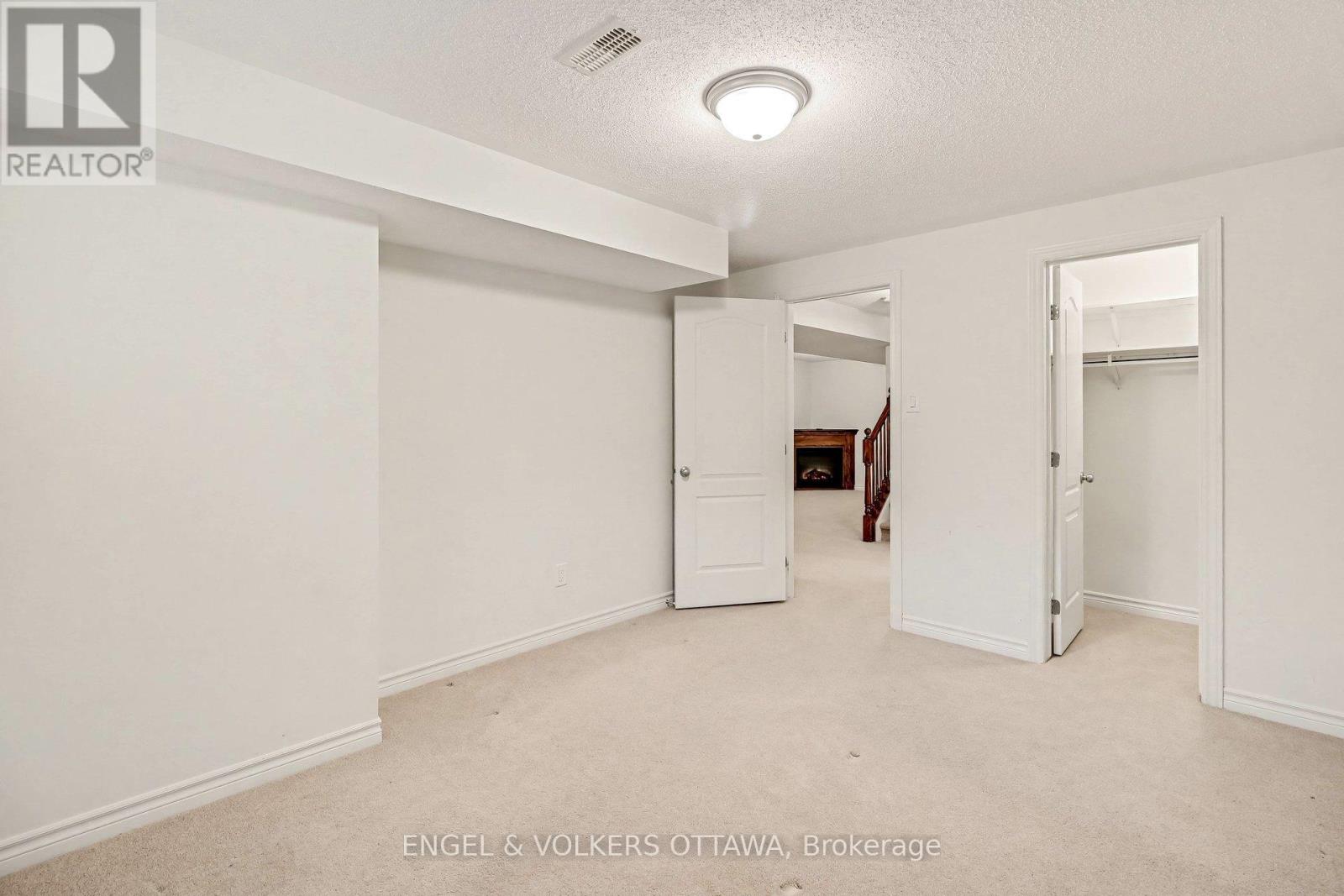 257 Bulrush Crescent