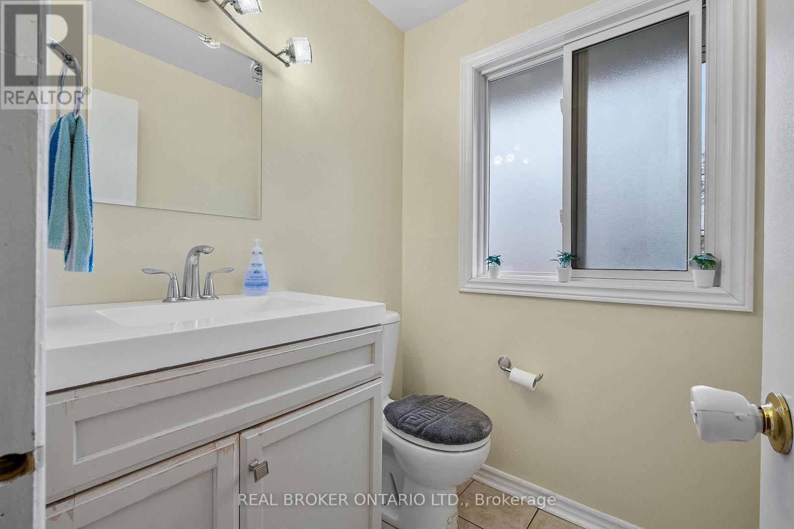 41 - 2669 Southvale Crescent