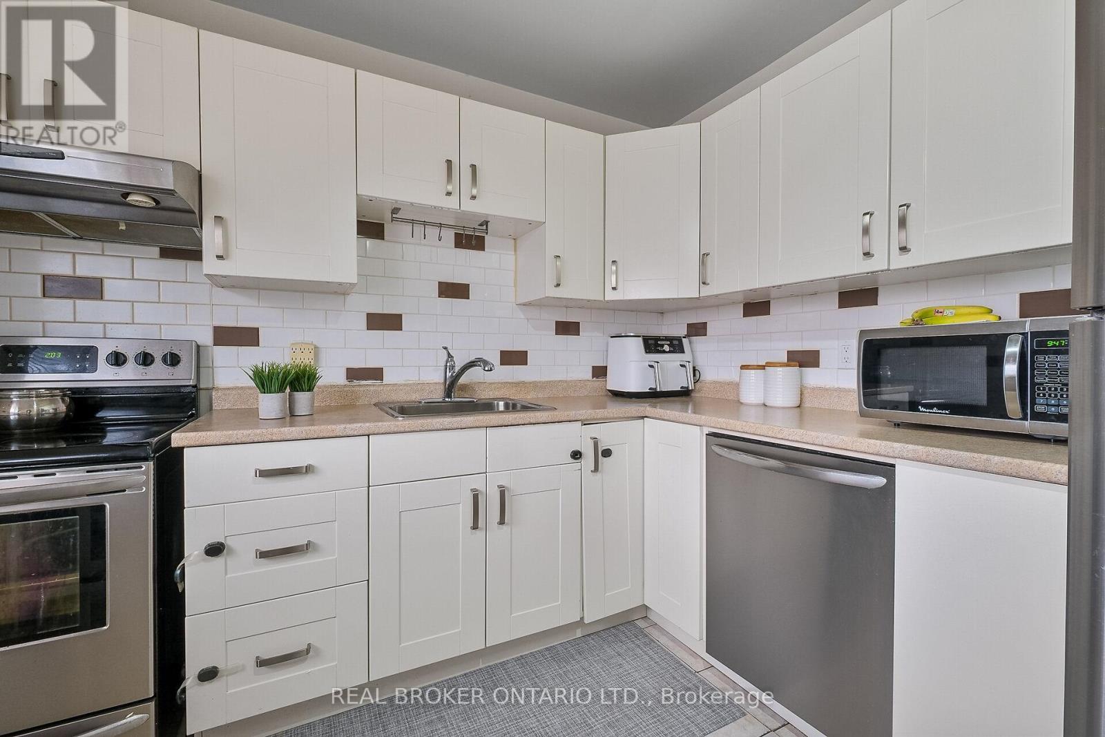 41 - 2669 Southvale Crescent