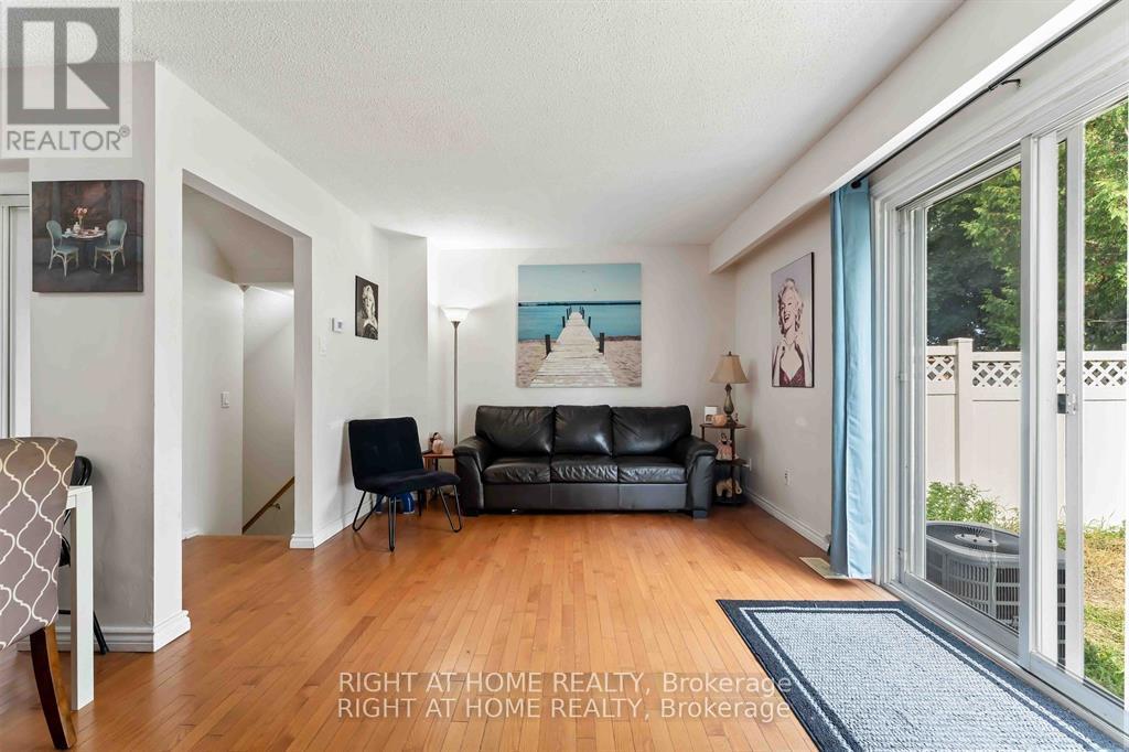 21 - 5 Hadley Circle