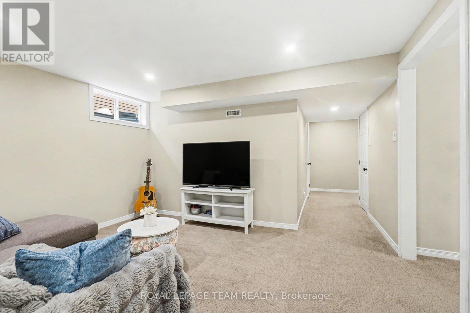 689 Vermillion Drive