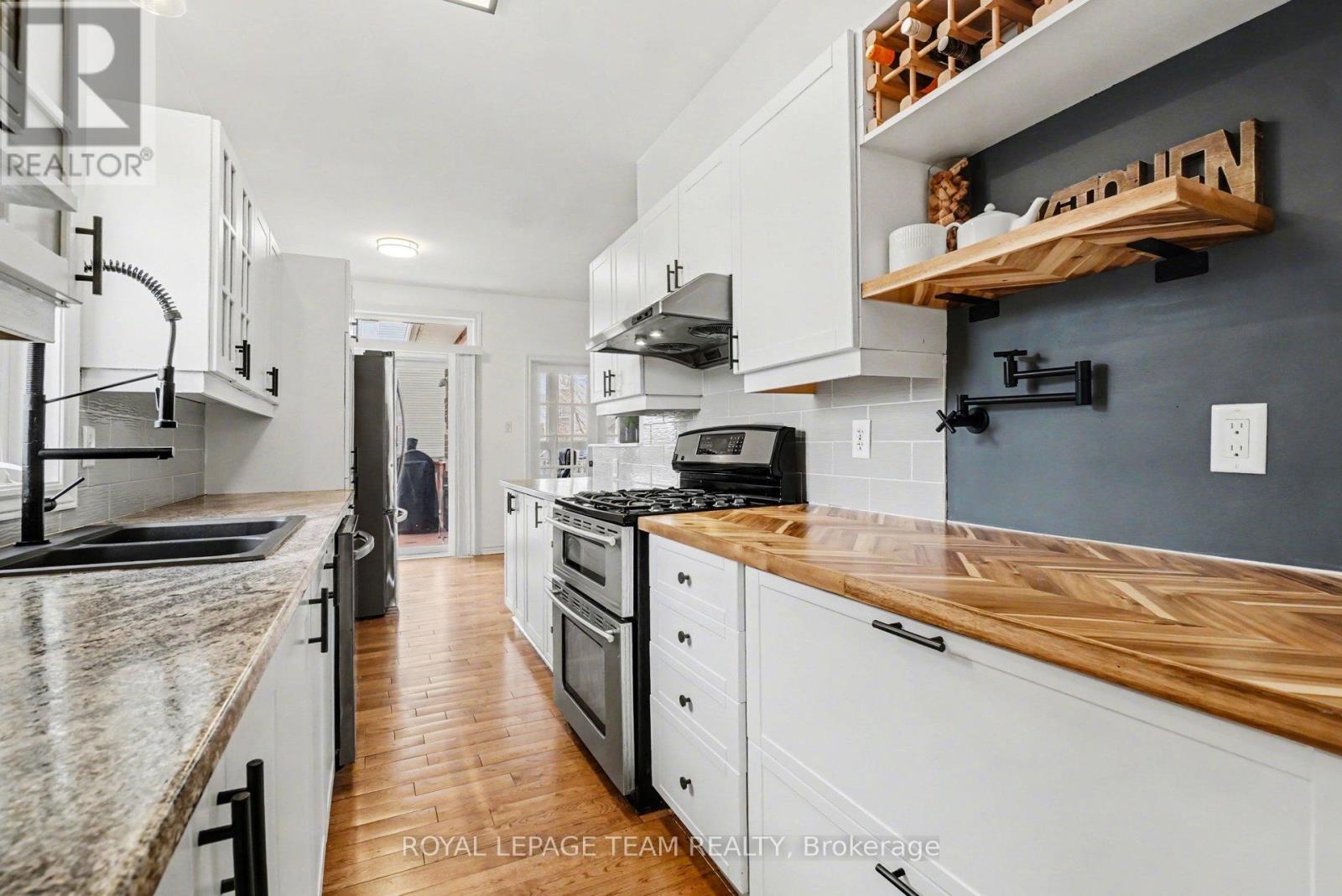 689 Vermillion Drive