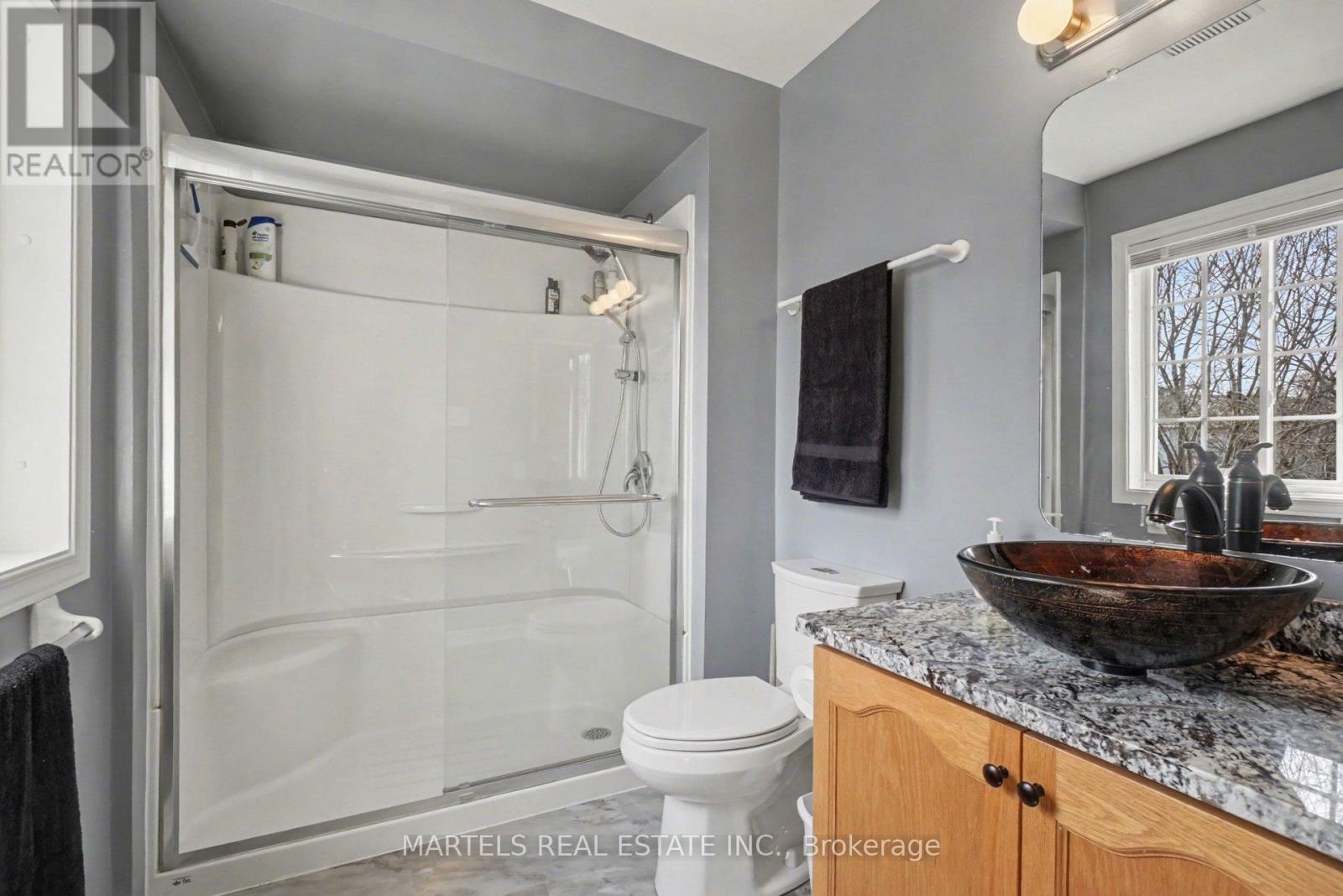 919 Markwick Crescent