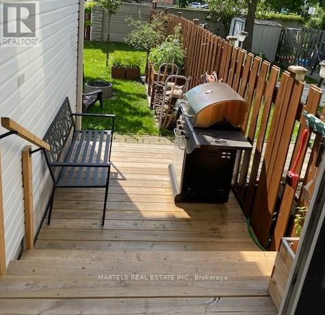 919 Markwick Crescent