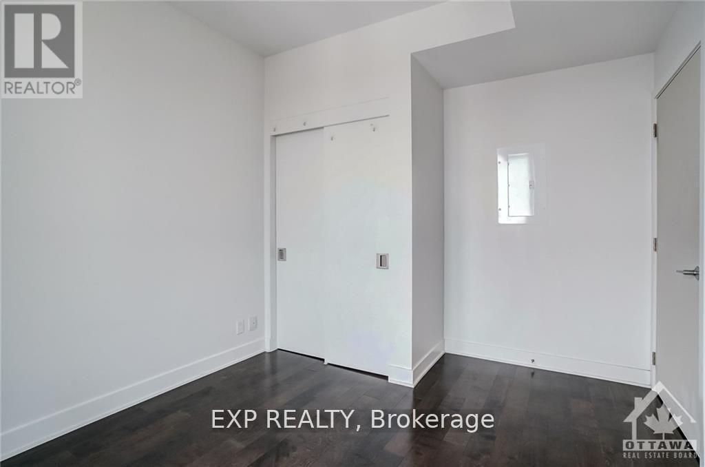 2201 - 20 Daly Avenue