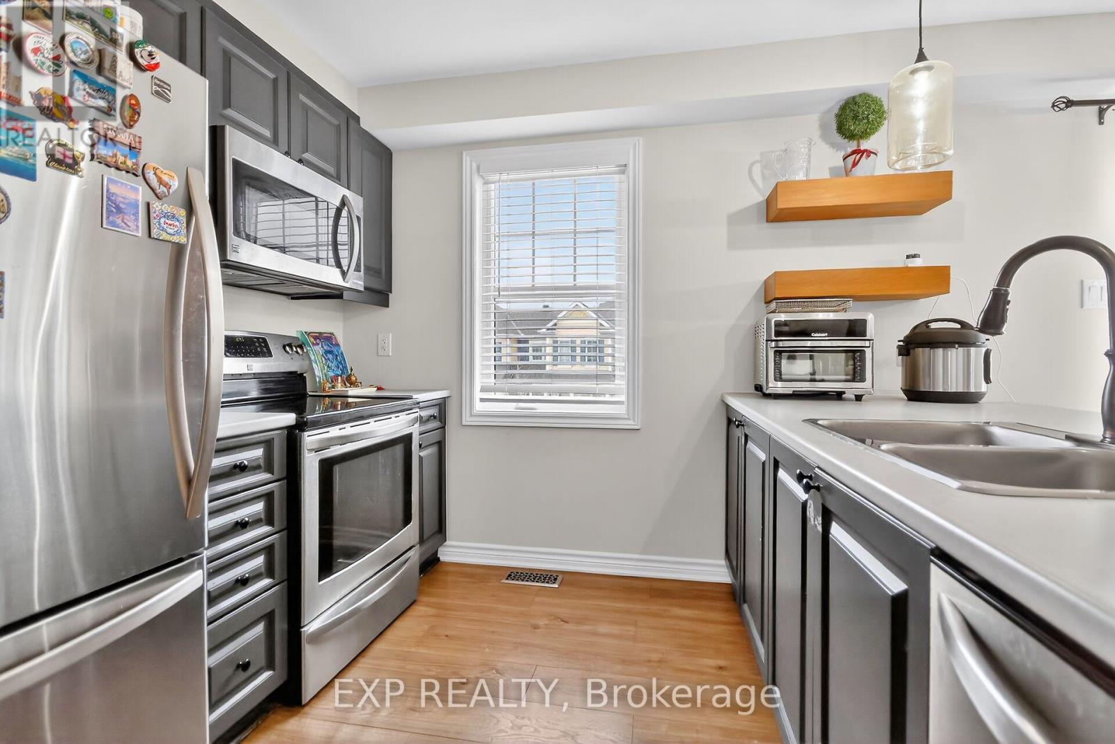 549 Ensatina Crescent