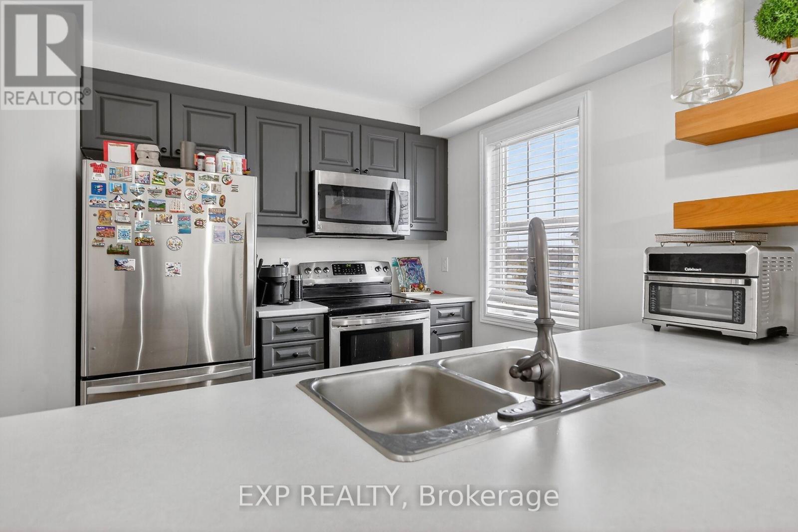 549 Ensatina Crescent