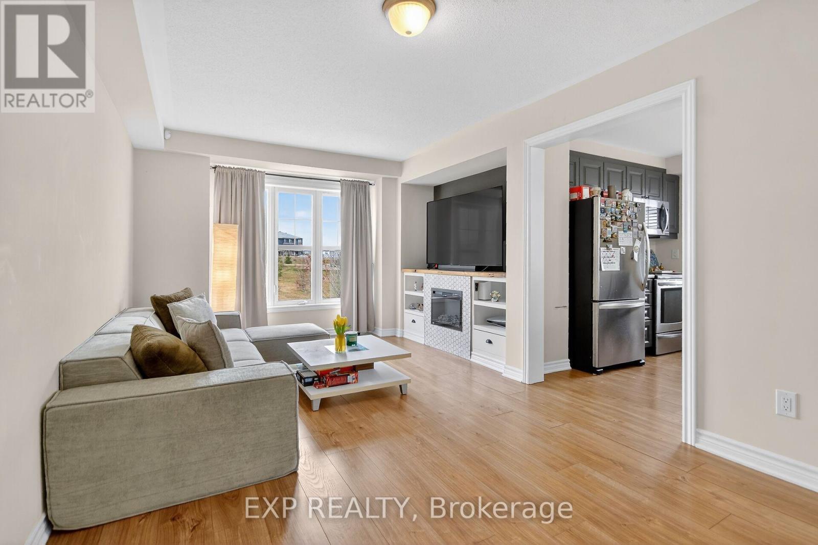 549 Ensatina Crescent