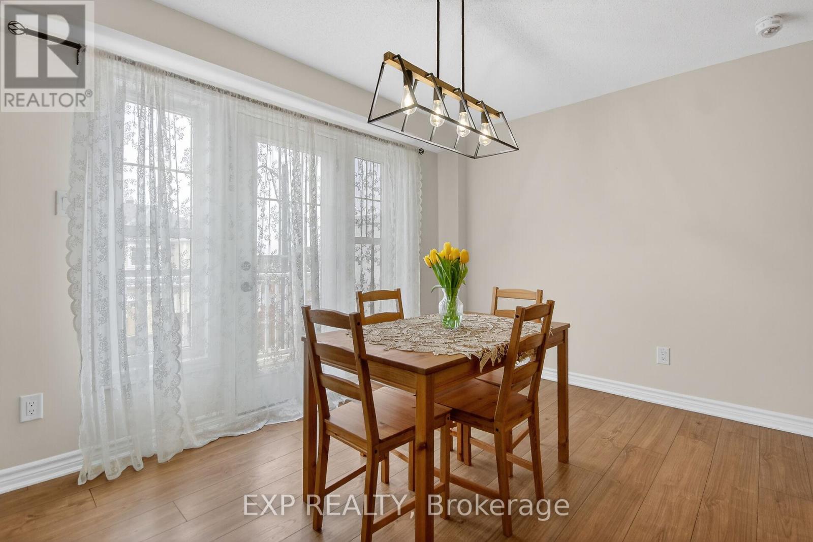 549 Ensatina Crescent