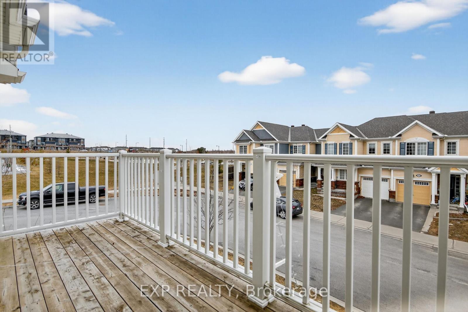 549 Ensatina Crescent