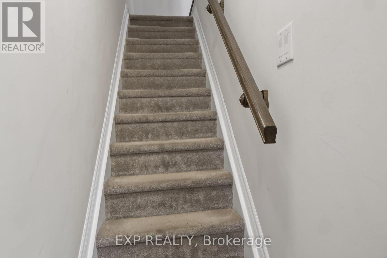 549 Ensatina Crescent