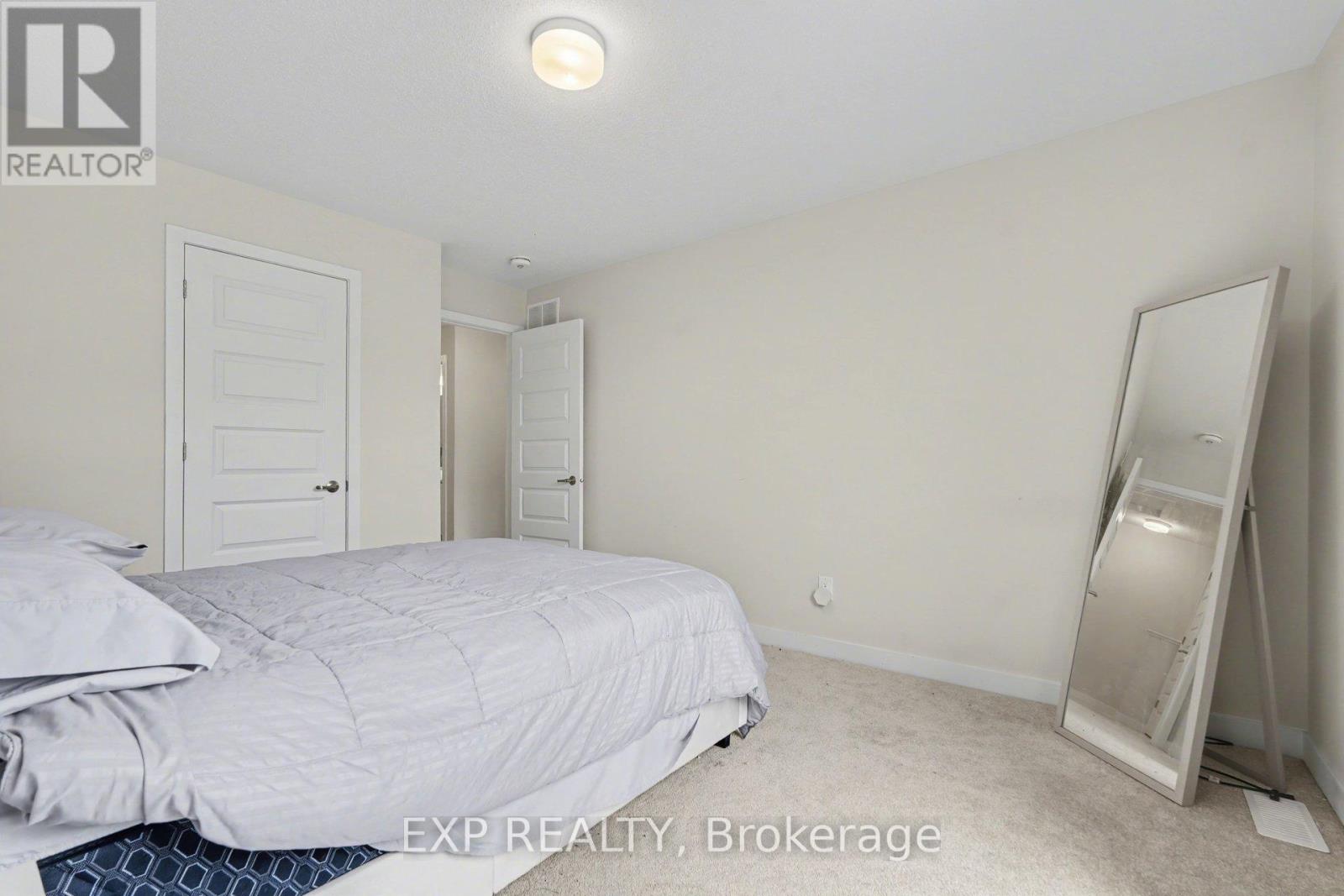 249 David Lewis Private