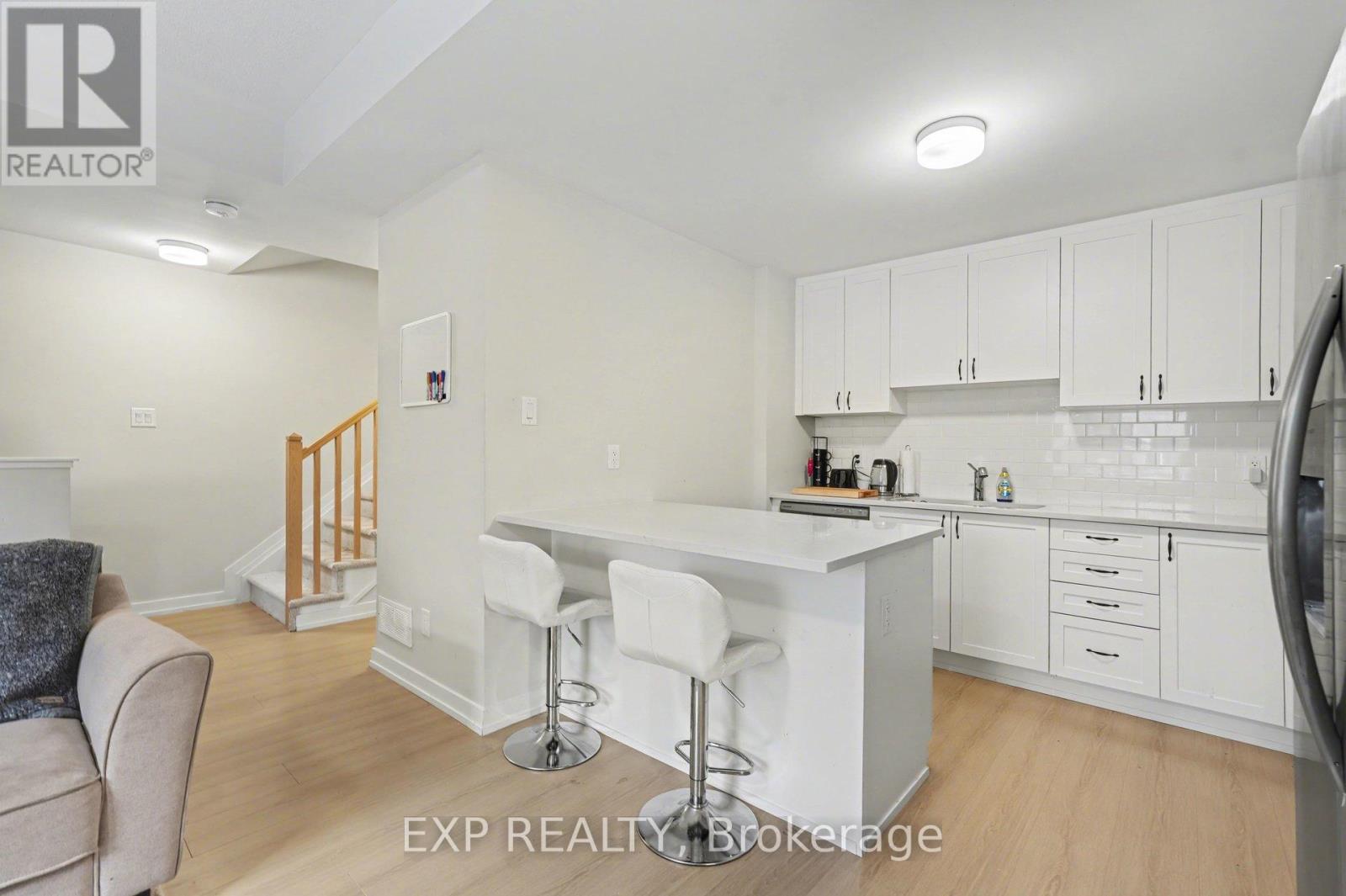 249 David Lewis Private