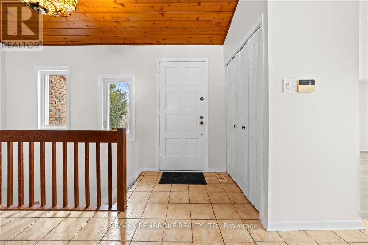 1235 Millburn Crescent