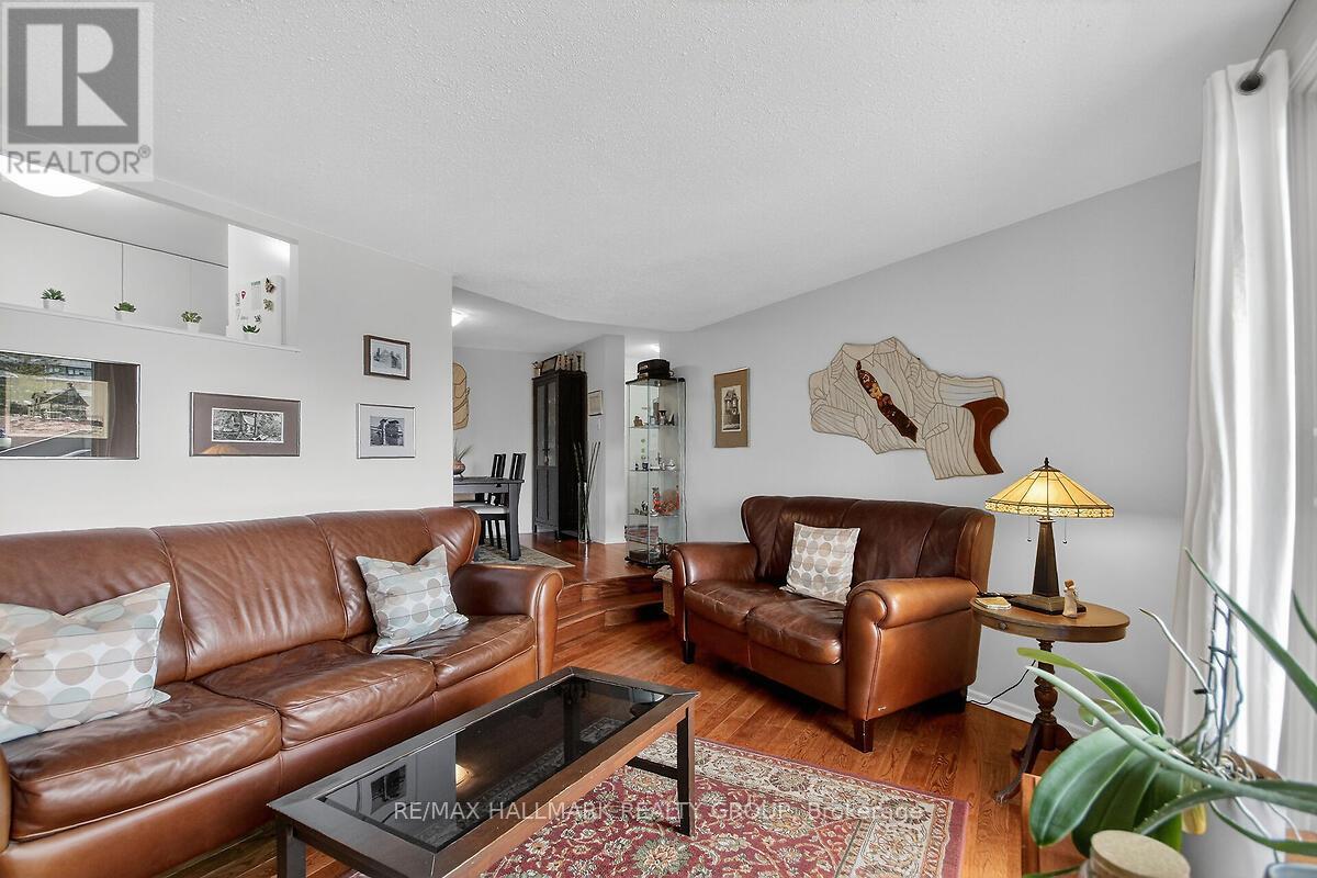 208 - 1081 Ambleside Drive