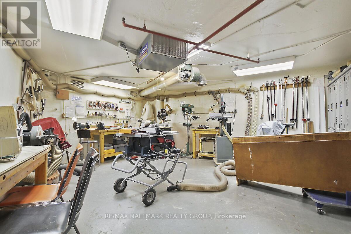 208 - 1081 Ambleside Drive