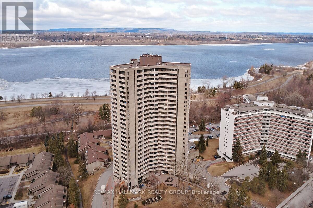 208 - 1081 Ambleside Drive