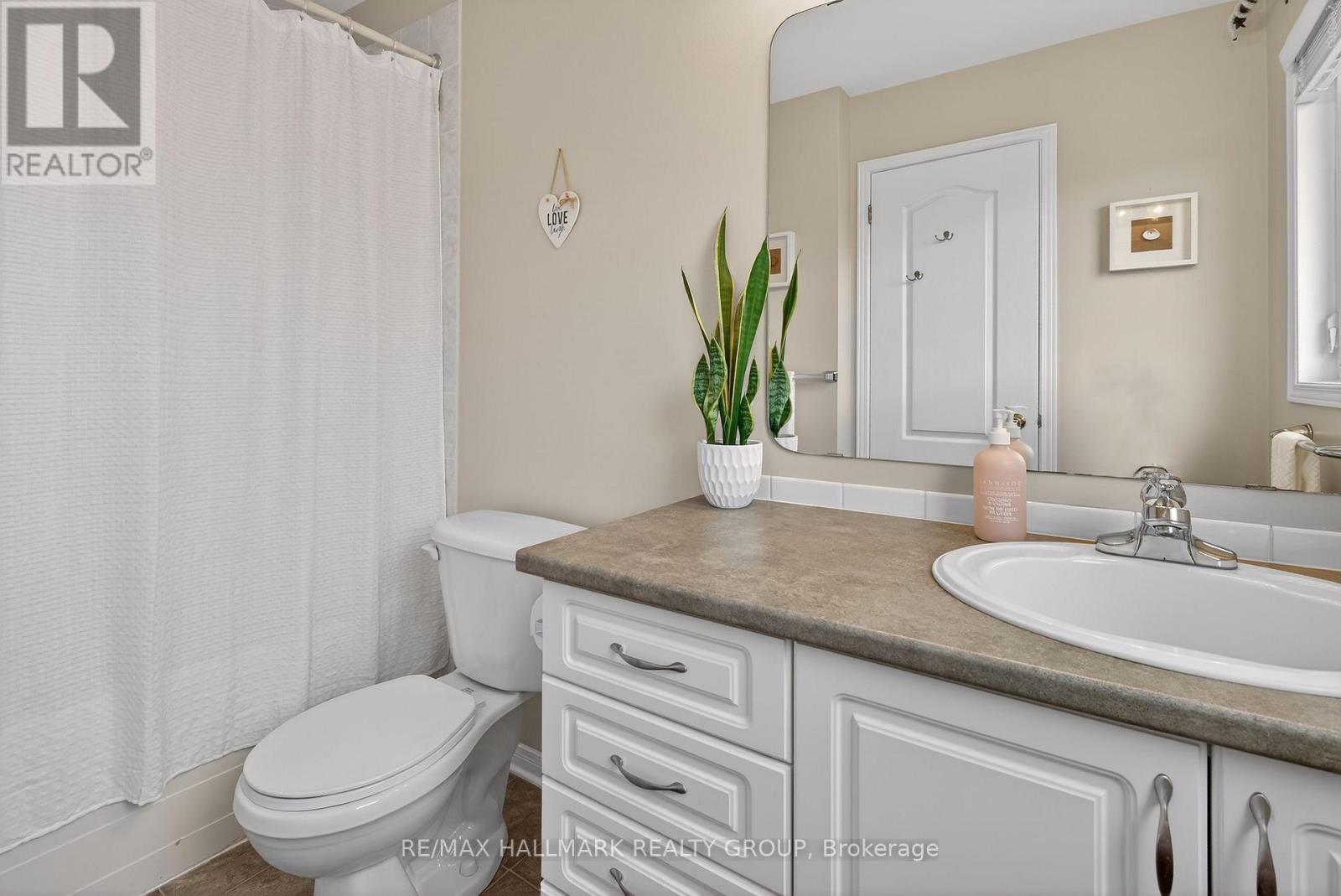 74 - 404 Hillsboro Private