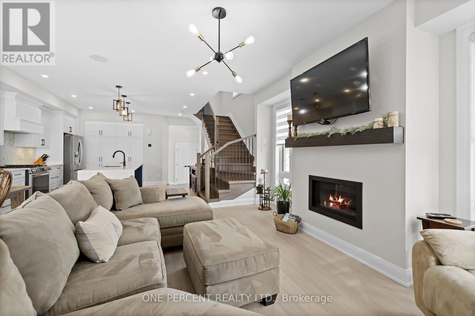 238 Bristol Crescent