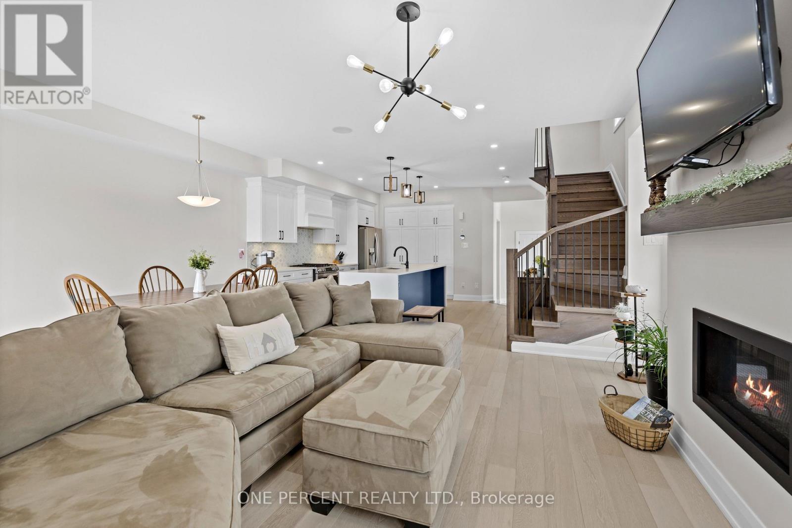 238 Bristol Crescent