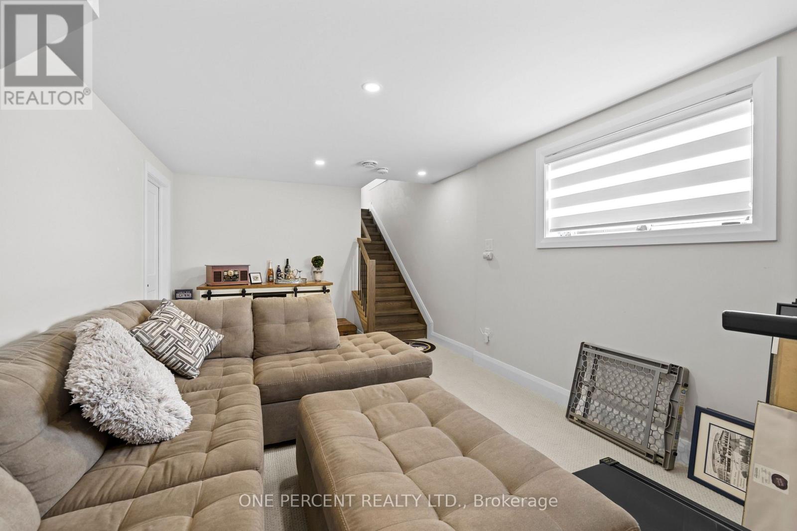 238 Bristol Crescent