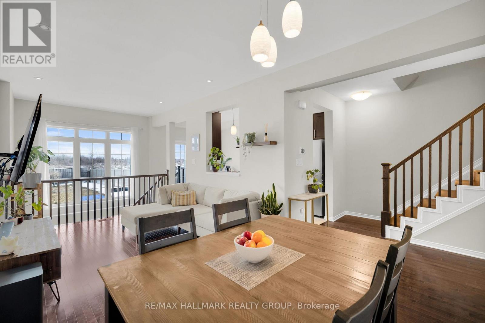 132 Laramie Crescent