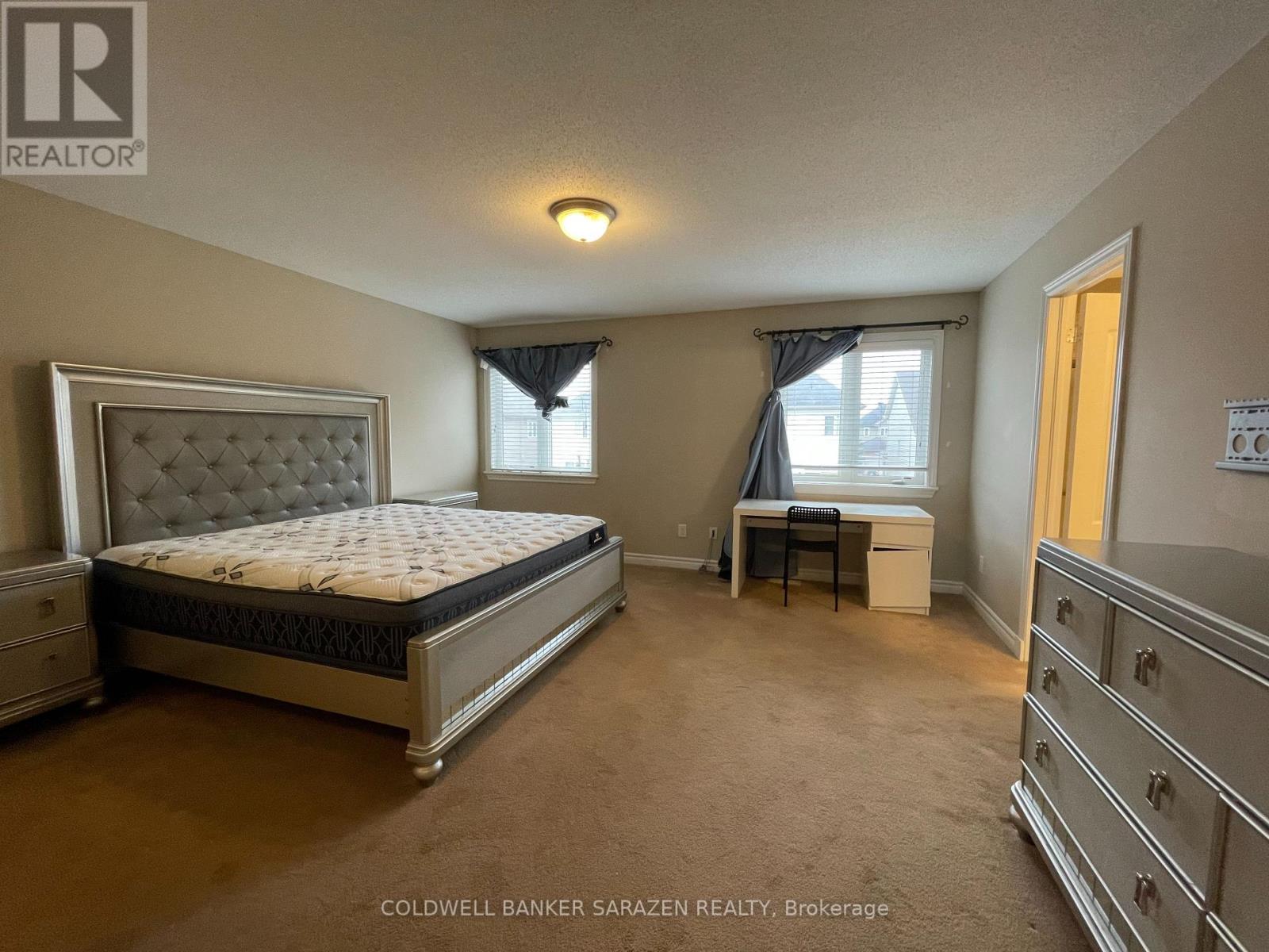 105 August Lily Crescent