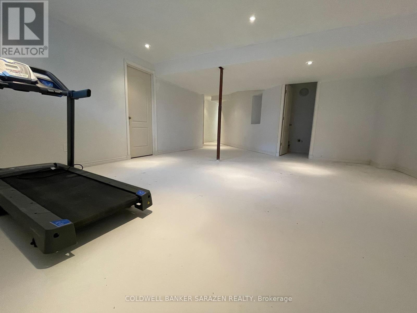 105 August Lily Crescent