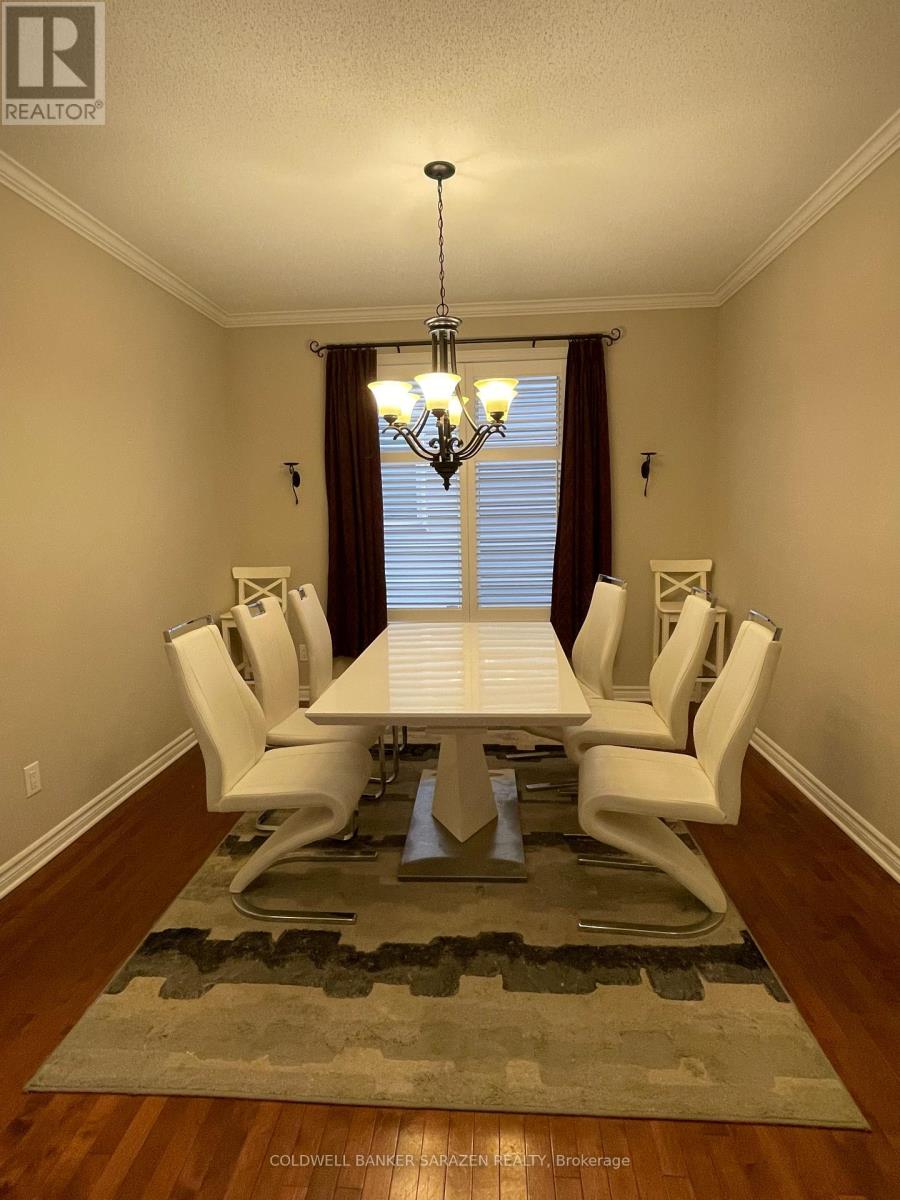 105 August Lily Crescent