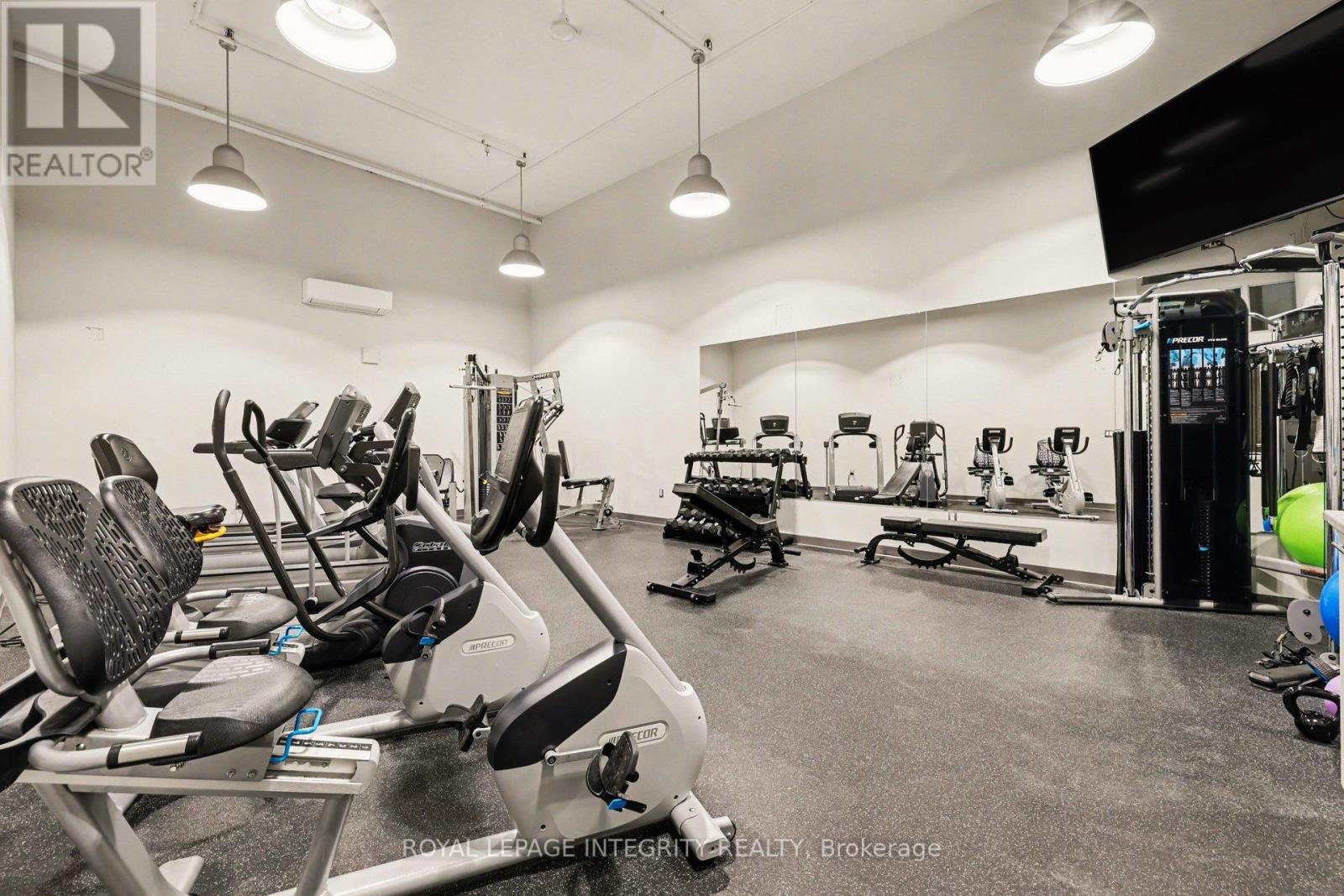 906 - 1081 Ambleside Drive