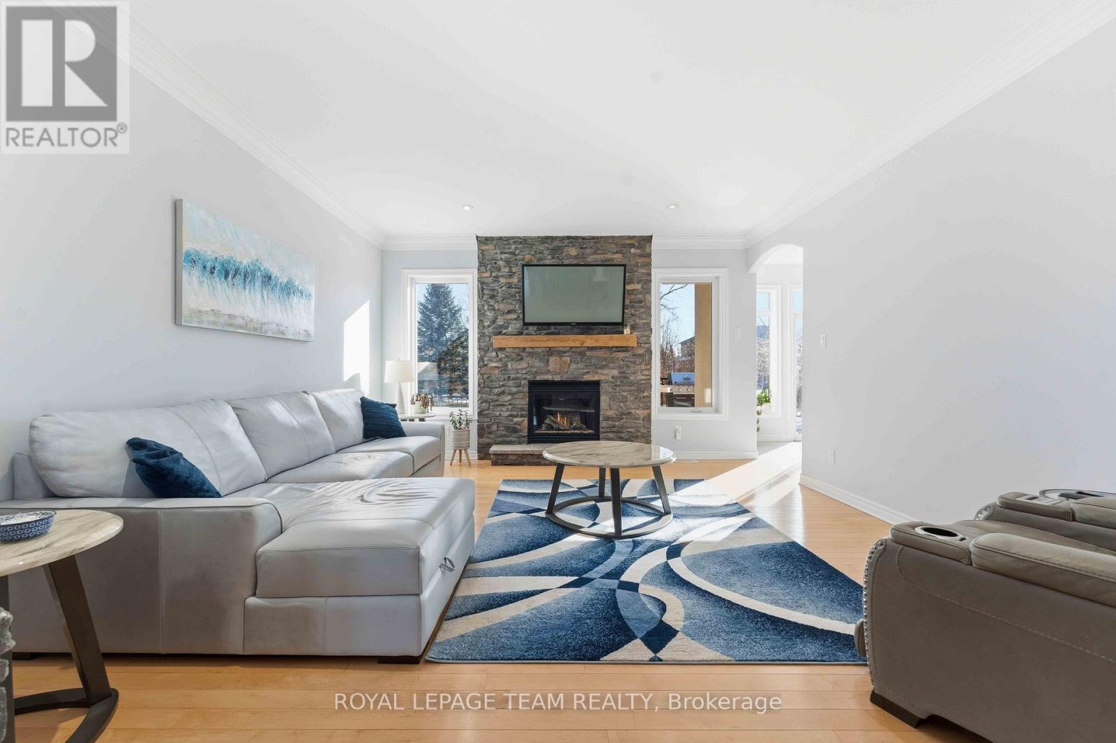 6868 Sparkling Lake Way