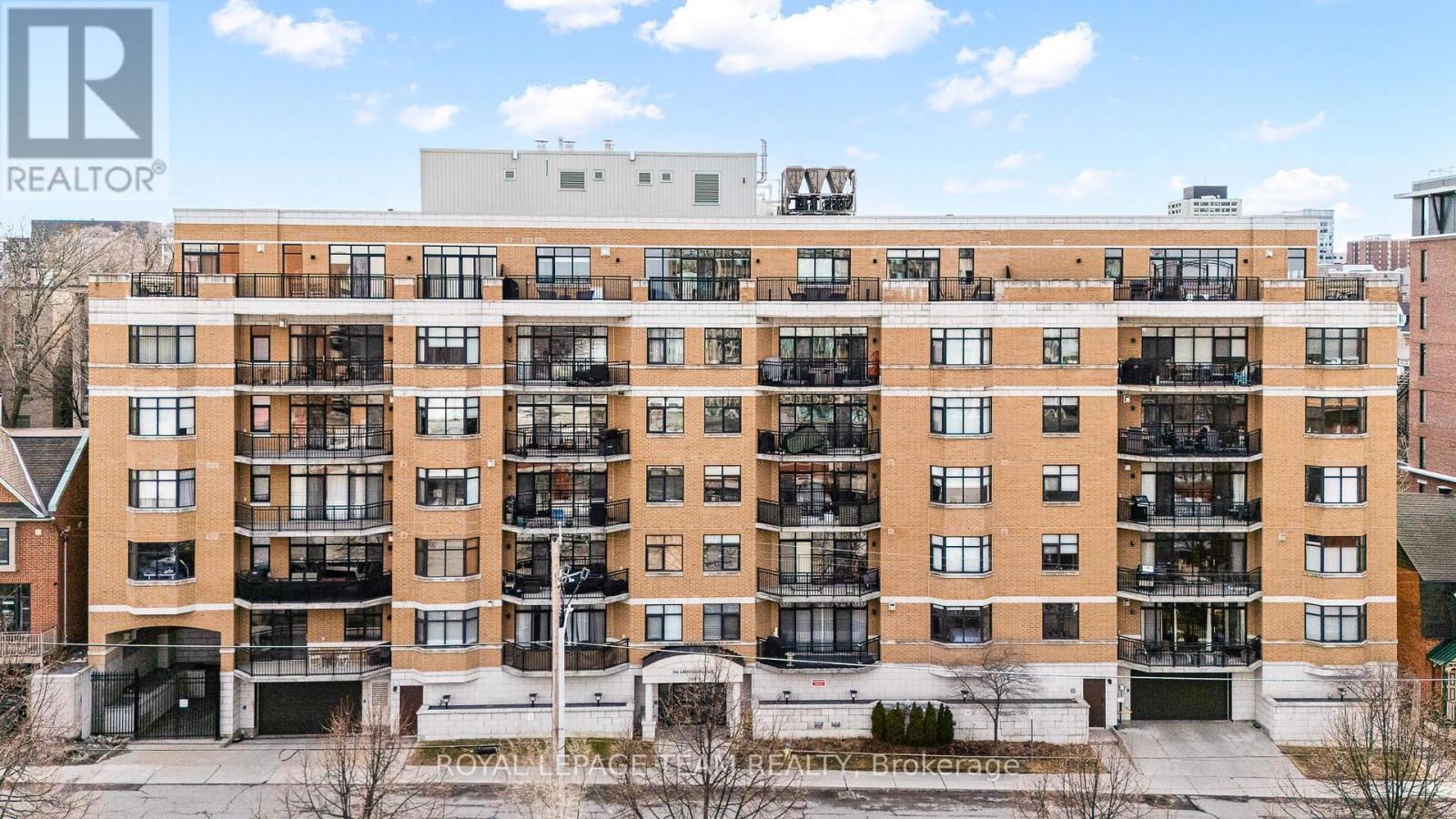 202 - 260 Besserer Street