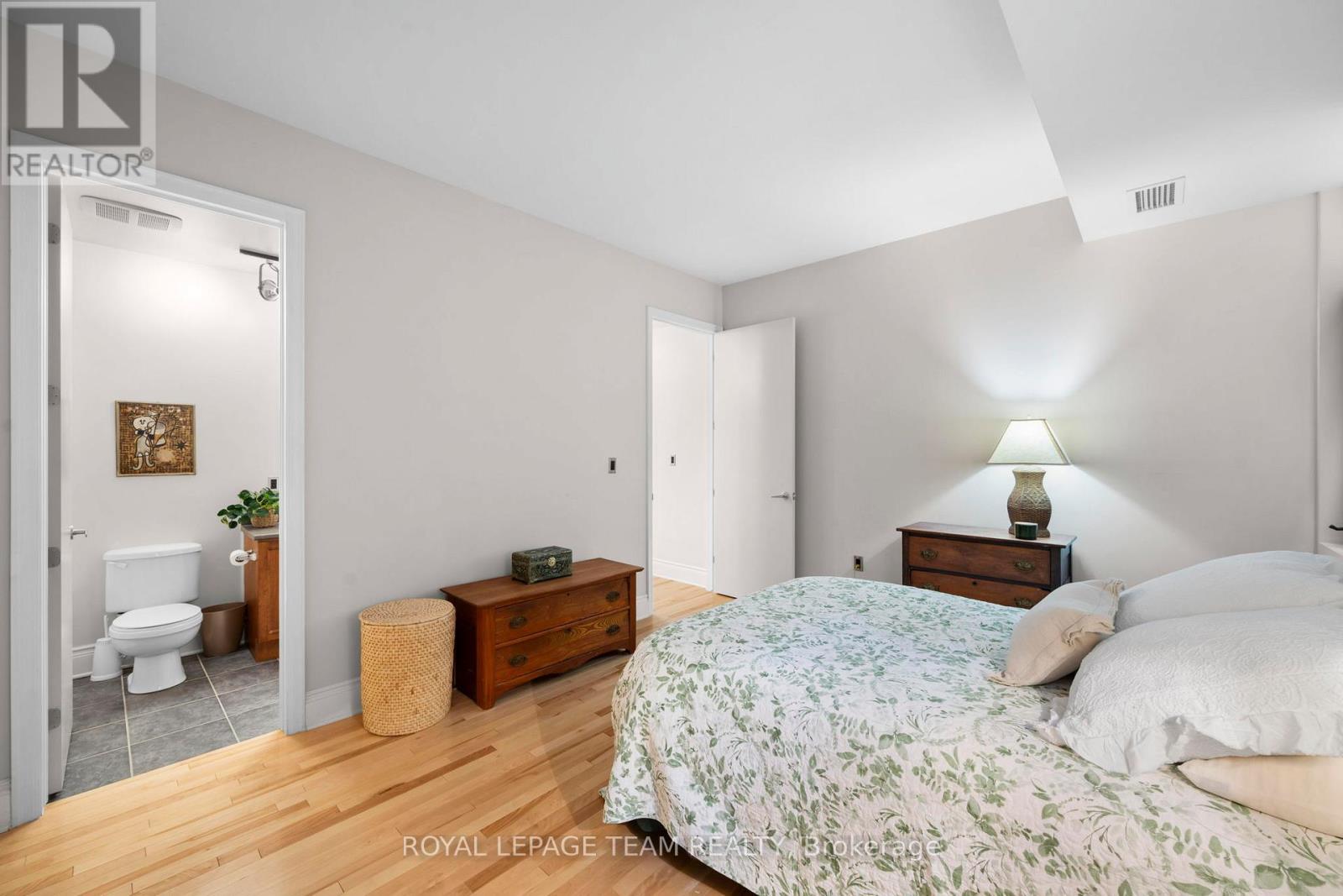 202 - 260 Besserer Street