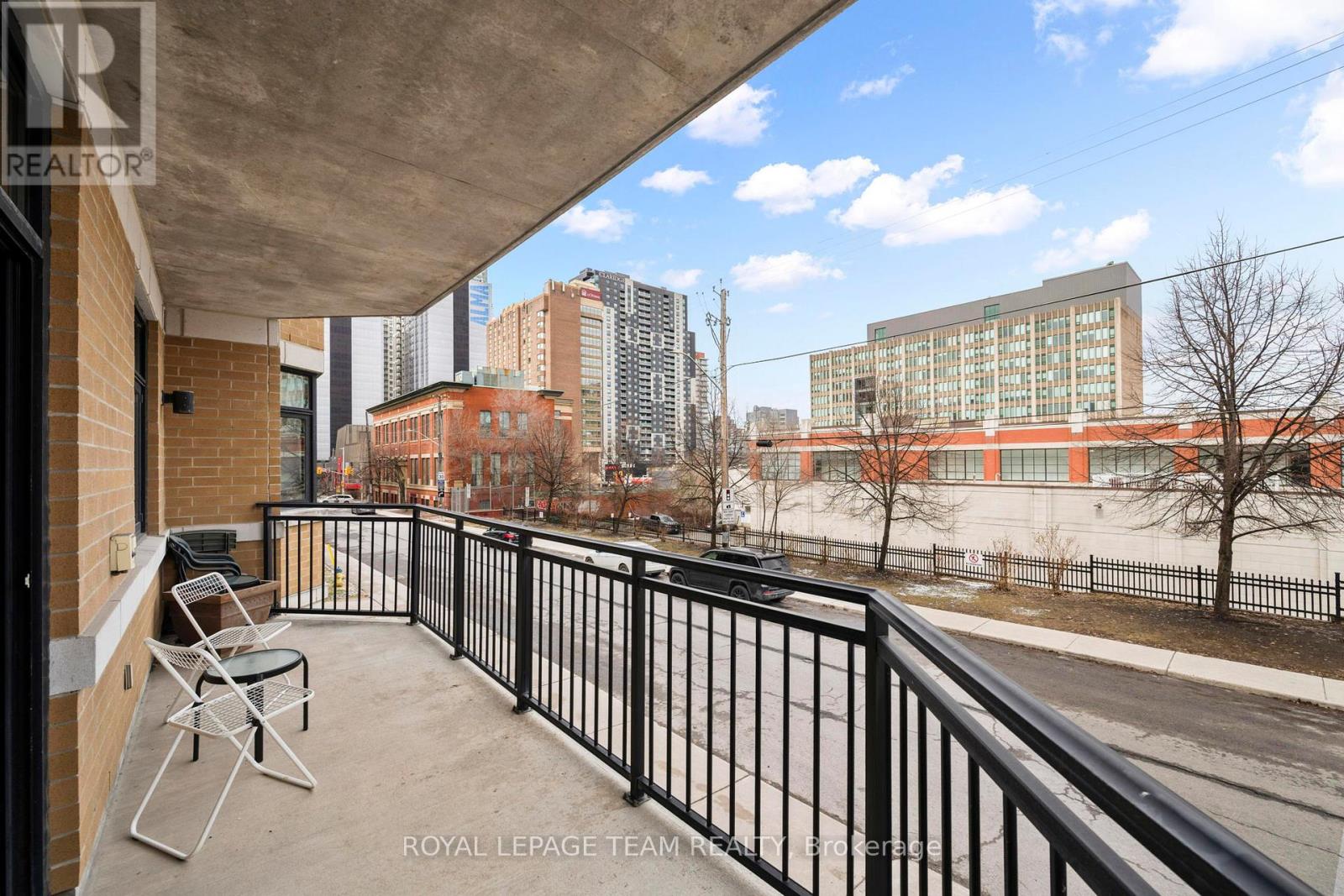 202 - 260 Besserer Street