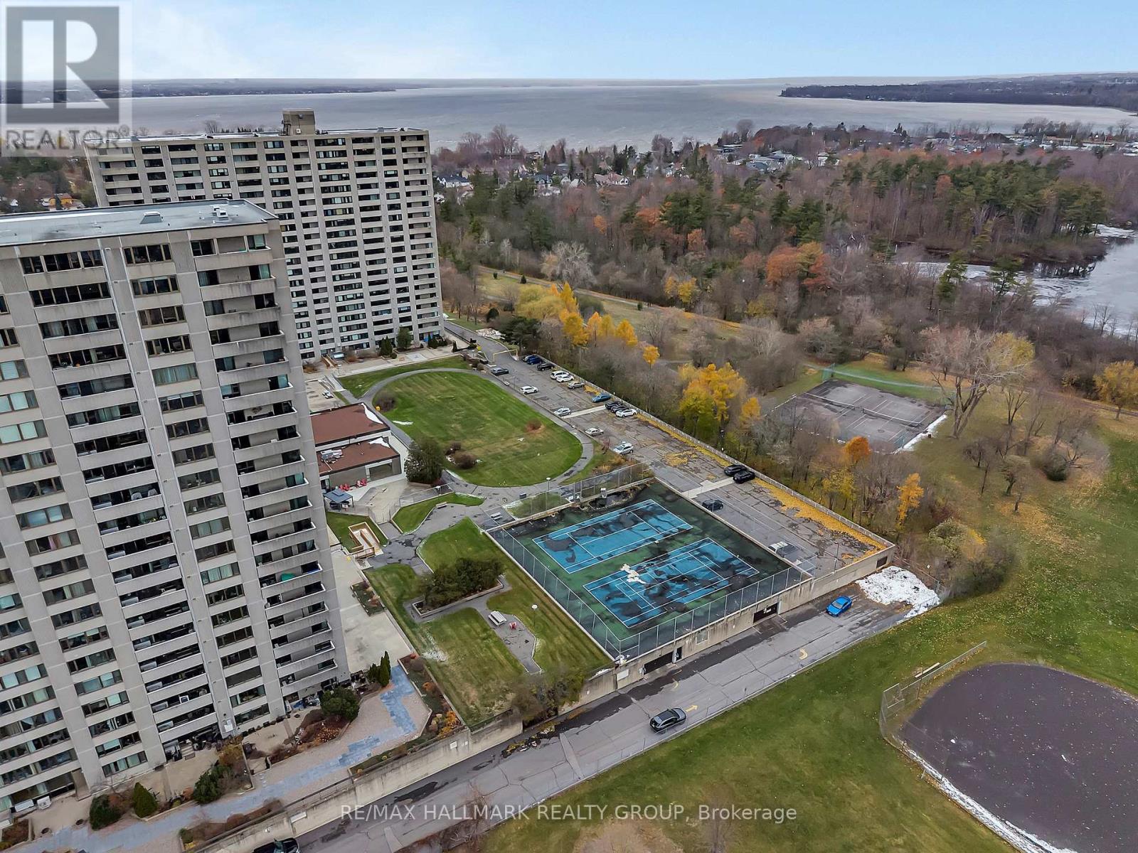 1706 - 2625 Regina Street