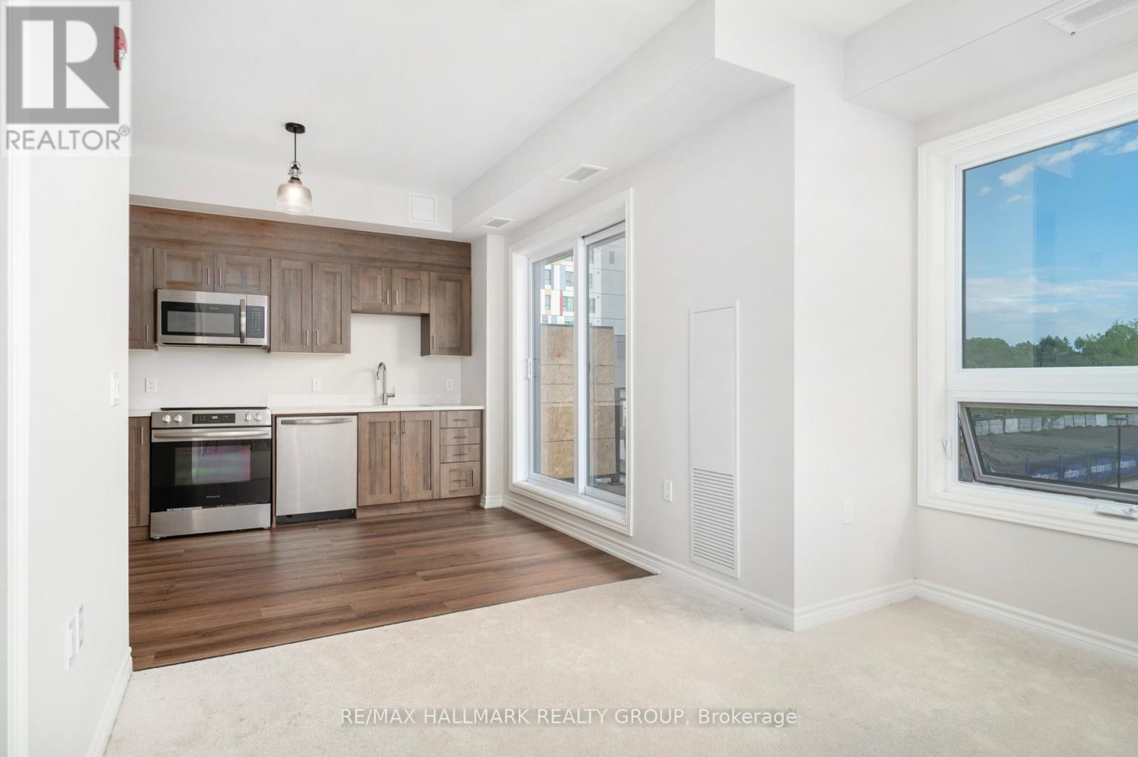 202 - 1350 Hemlock Road