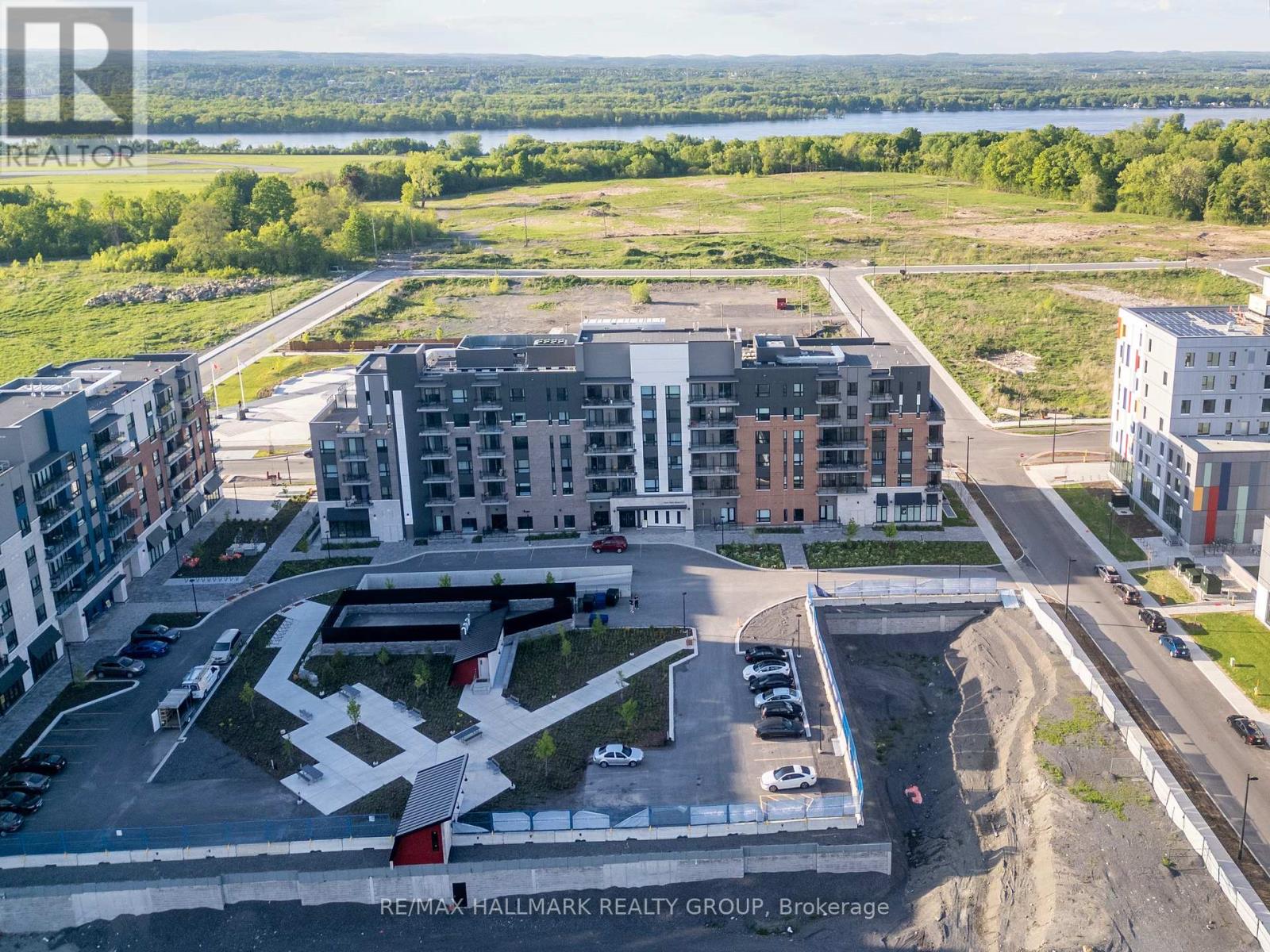 202 - 1350 Hemlock Road