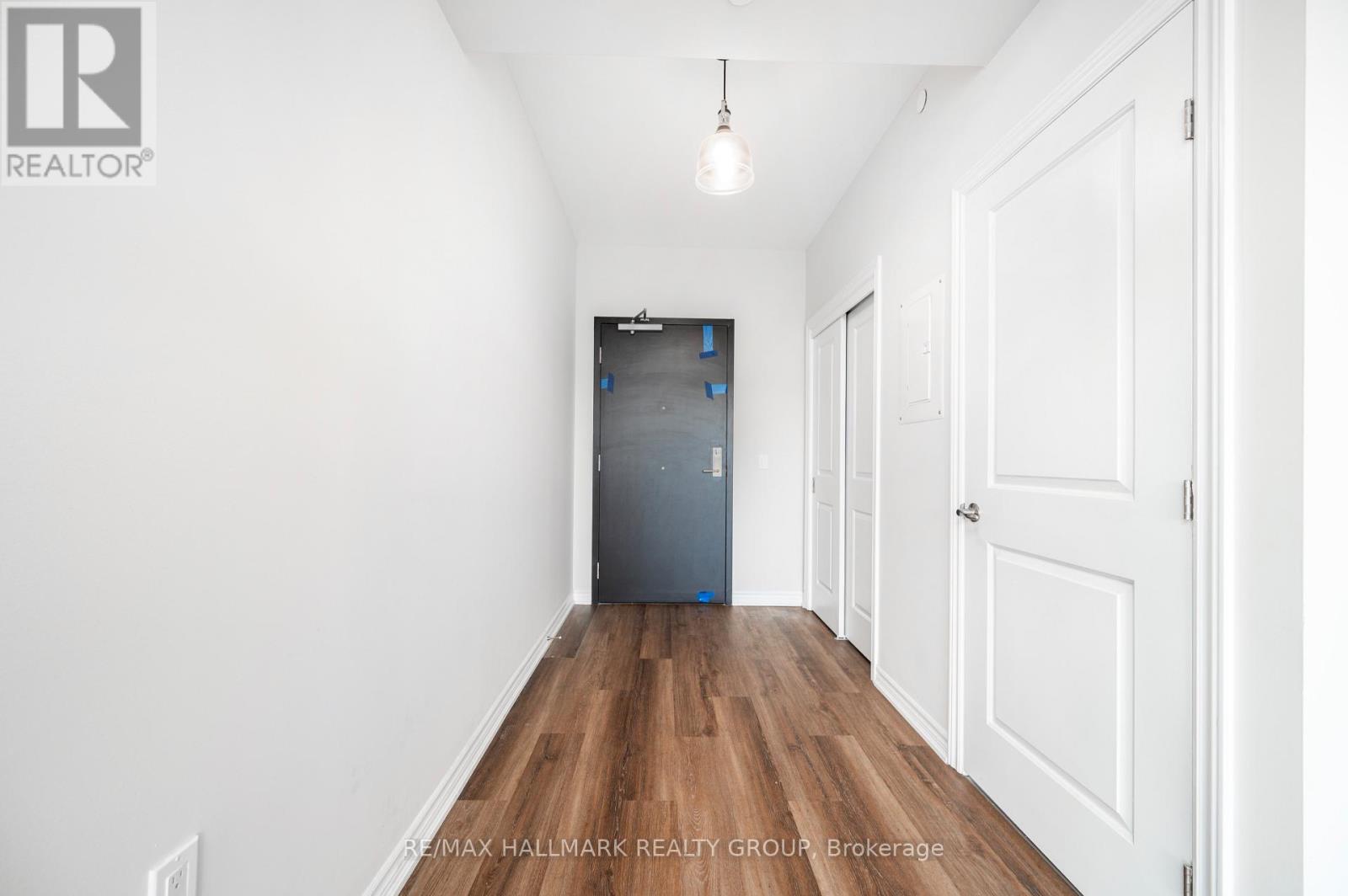 202 - 1350 Hemlock Road