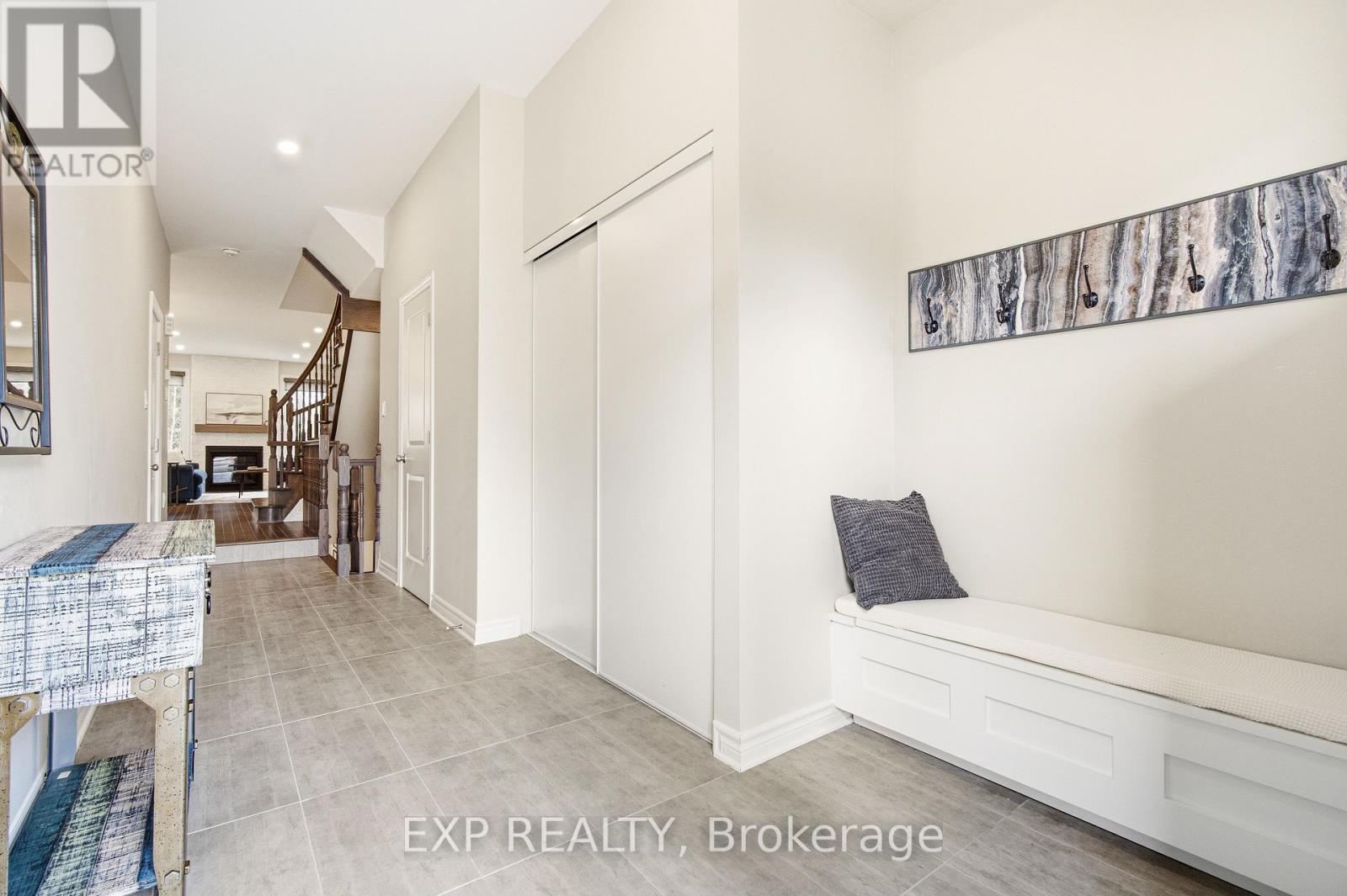 528 Fawn Valley Private