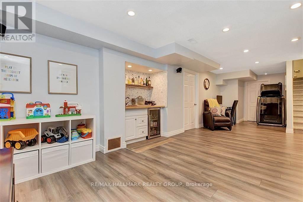 81 Switch Grass Crescent