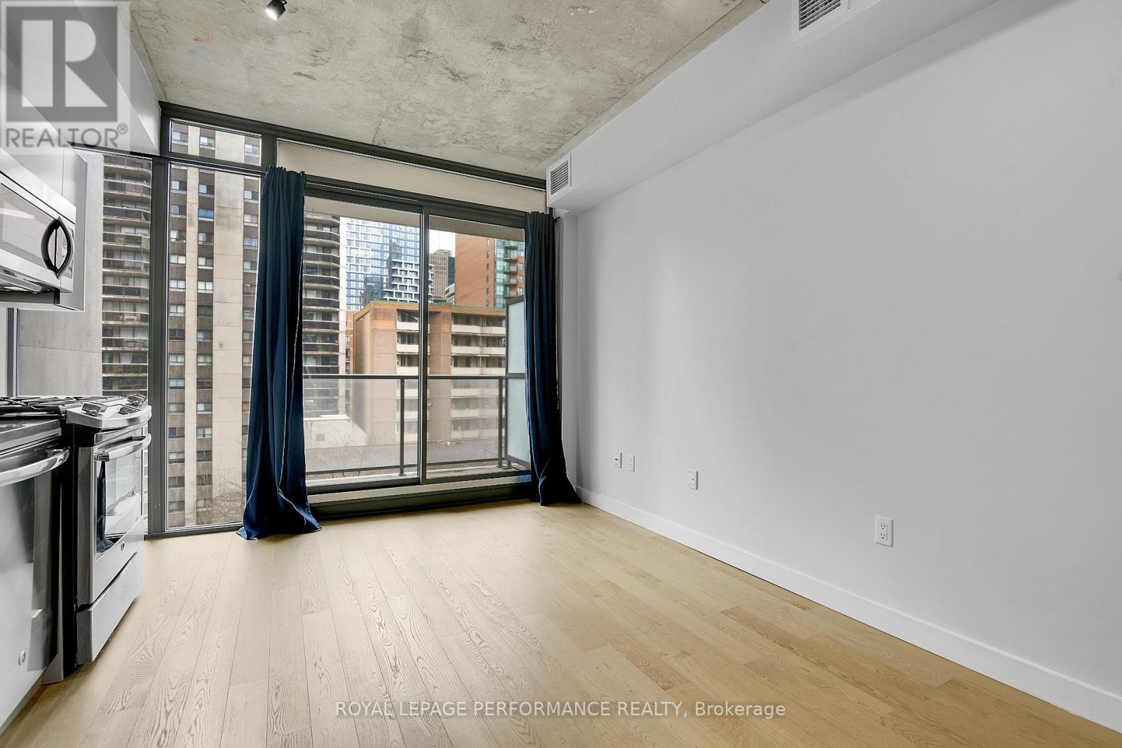 708 - 224 Lyon Street N