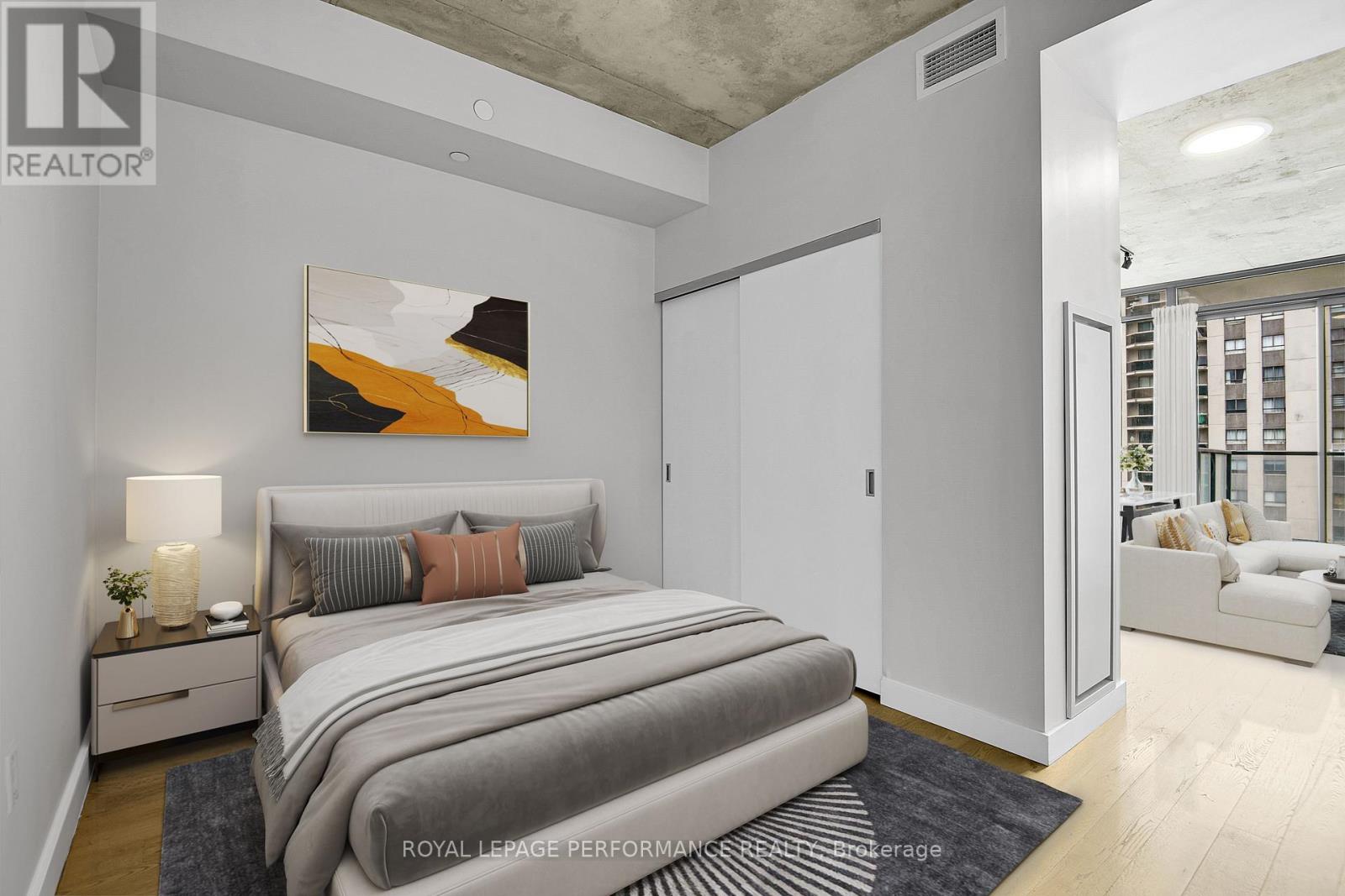 708 - 224 Lyon Street N